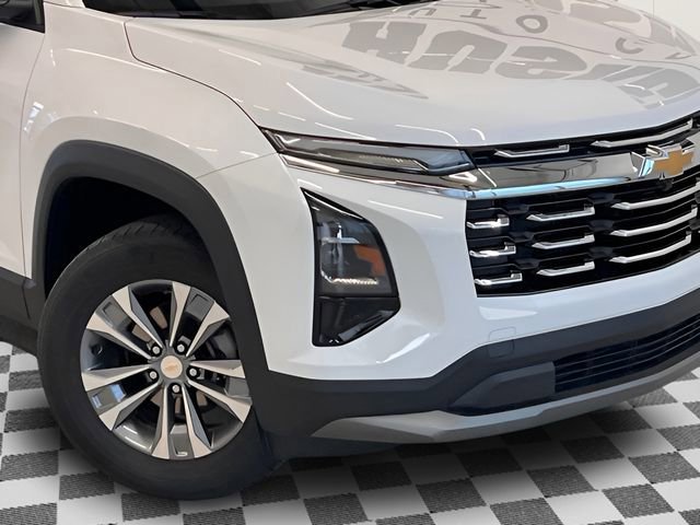 Used 2025 Chevrolet Equinox LT AWD/4WD image 27