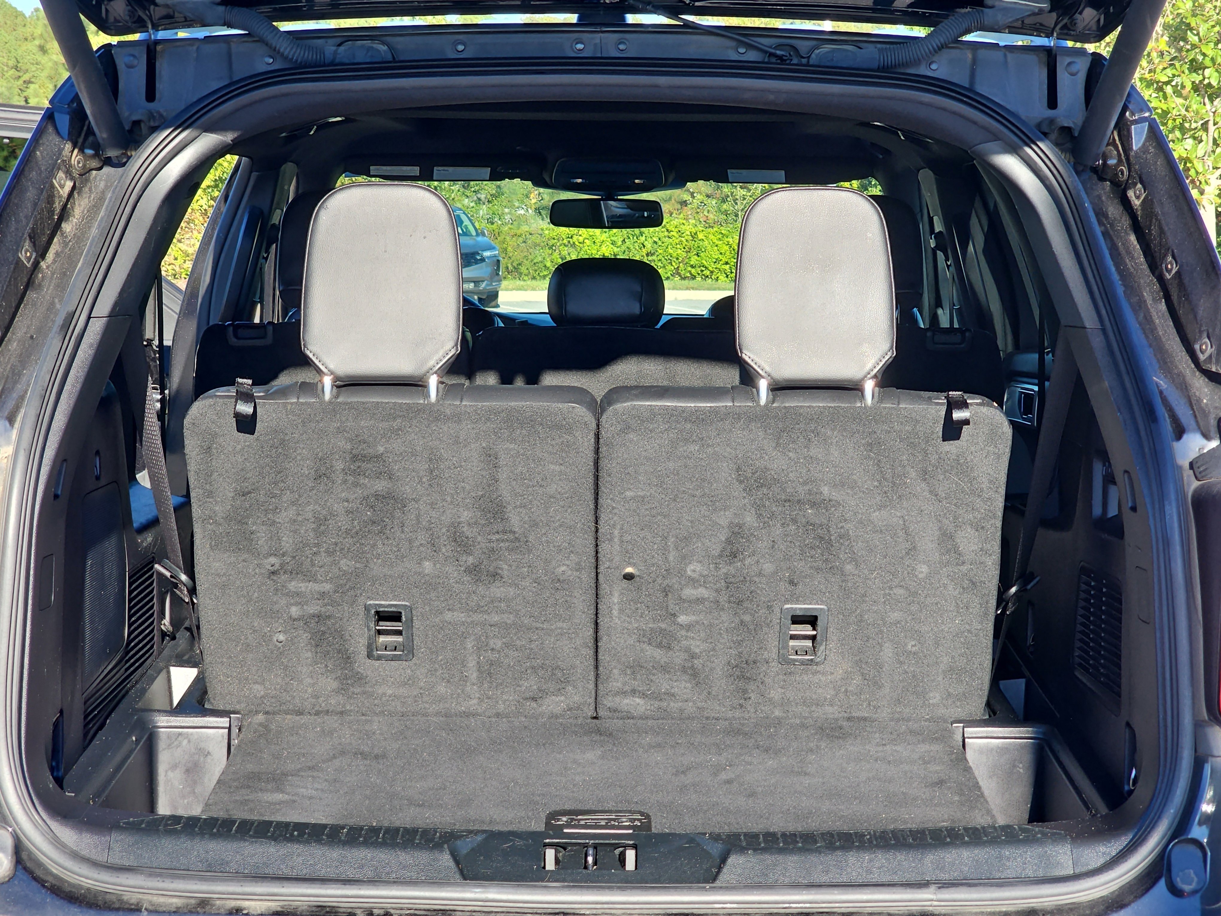 Used 2022 Ford Explorer ST w/ Equipment Group 401A image 13