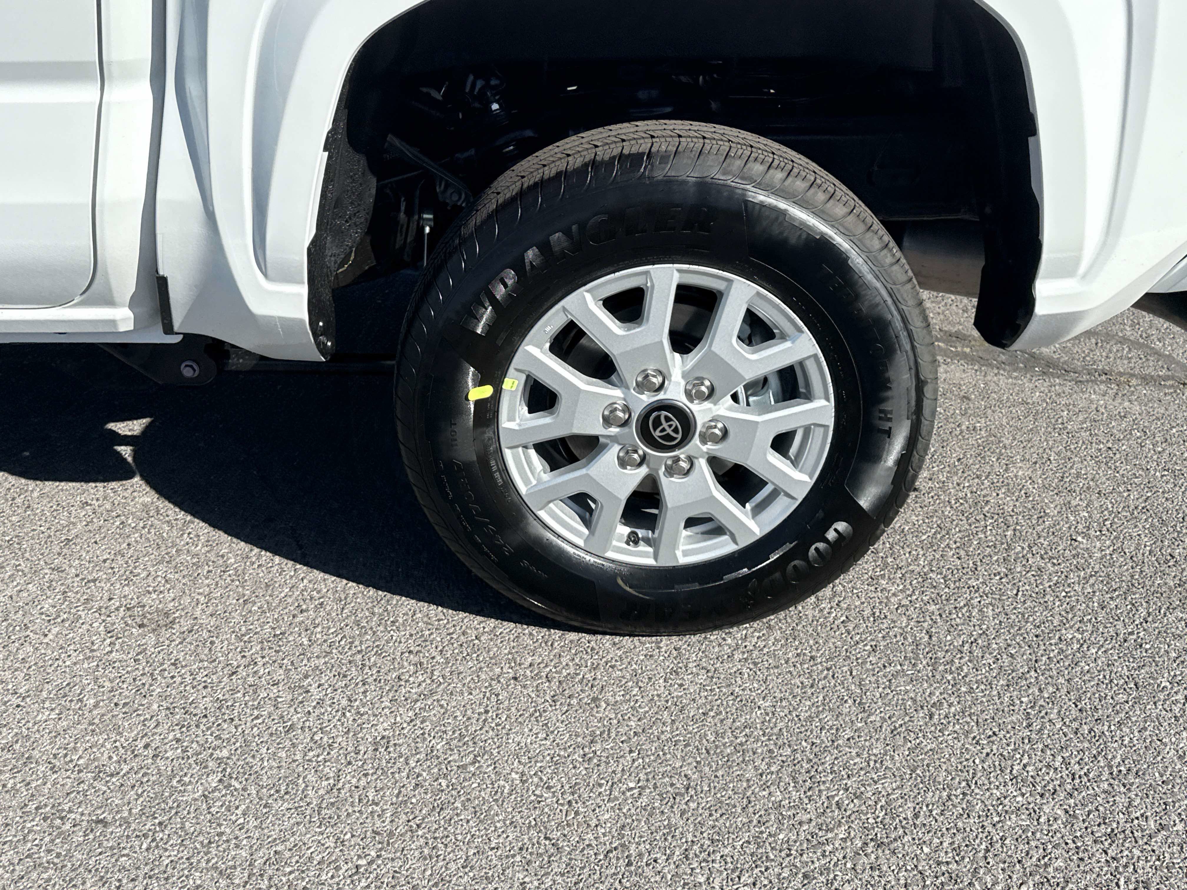 New 2026 Toyota Tacoma SR5 AWD/4WD image 6
