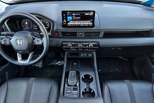 Certified 2023 Honda Pilot Touring image 17