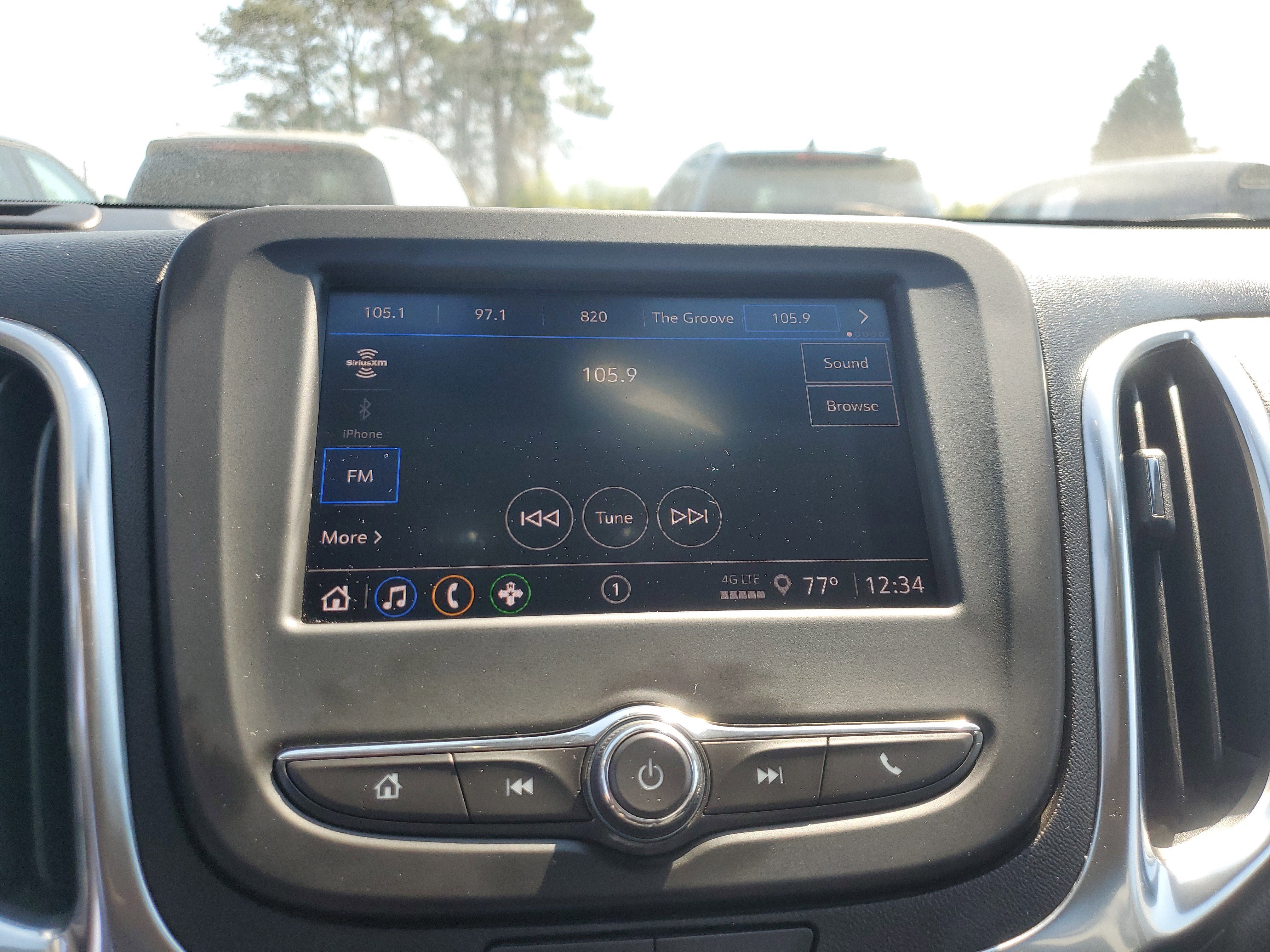 Used 2024 Chevrolet Equinox LT image 19