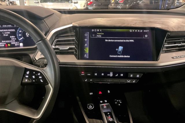 Certified 2024 Audi Q4 e-tron Prestige image 6