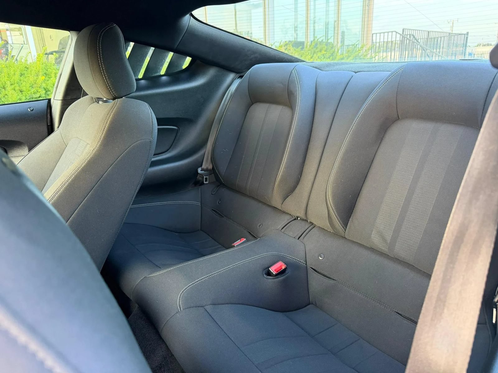 Used 2018 Ford Mustang Coupe w/ Equipment Group 101A RWD image 11