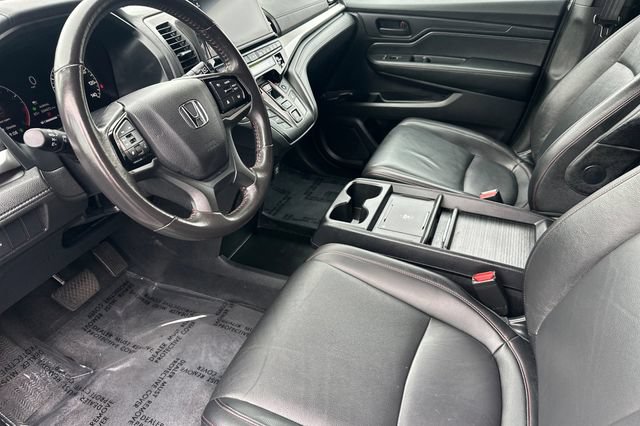 Used 2025 Honda Odyssey Sport-L image 11