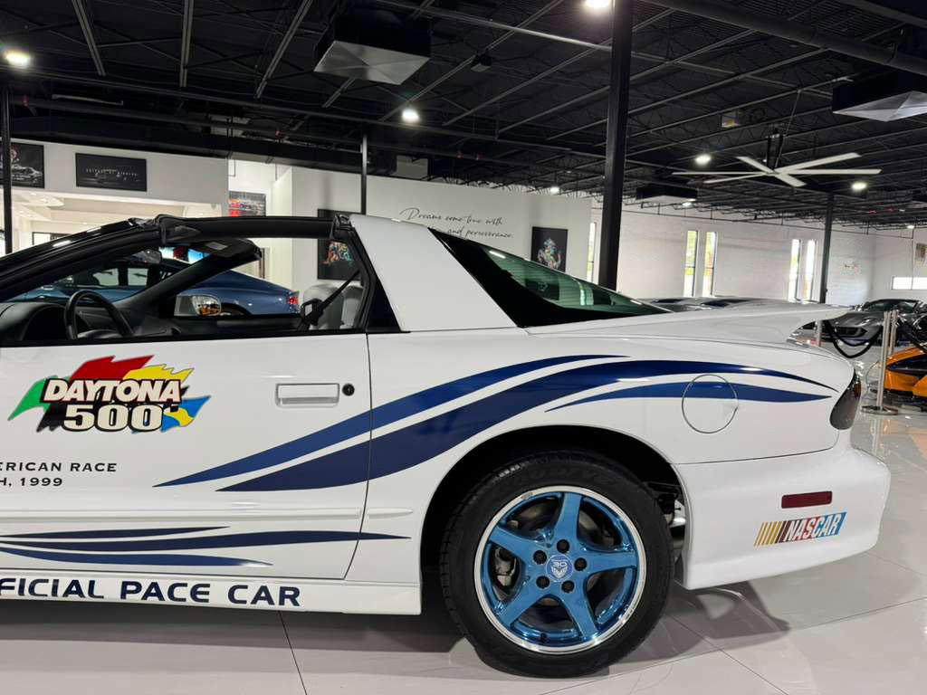 Used 1999 Pontiac Firebird Formula image 53