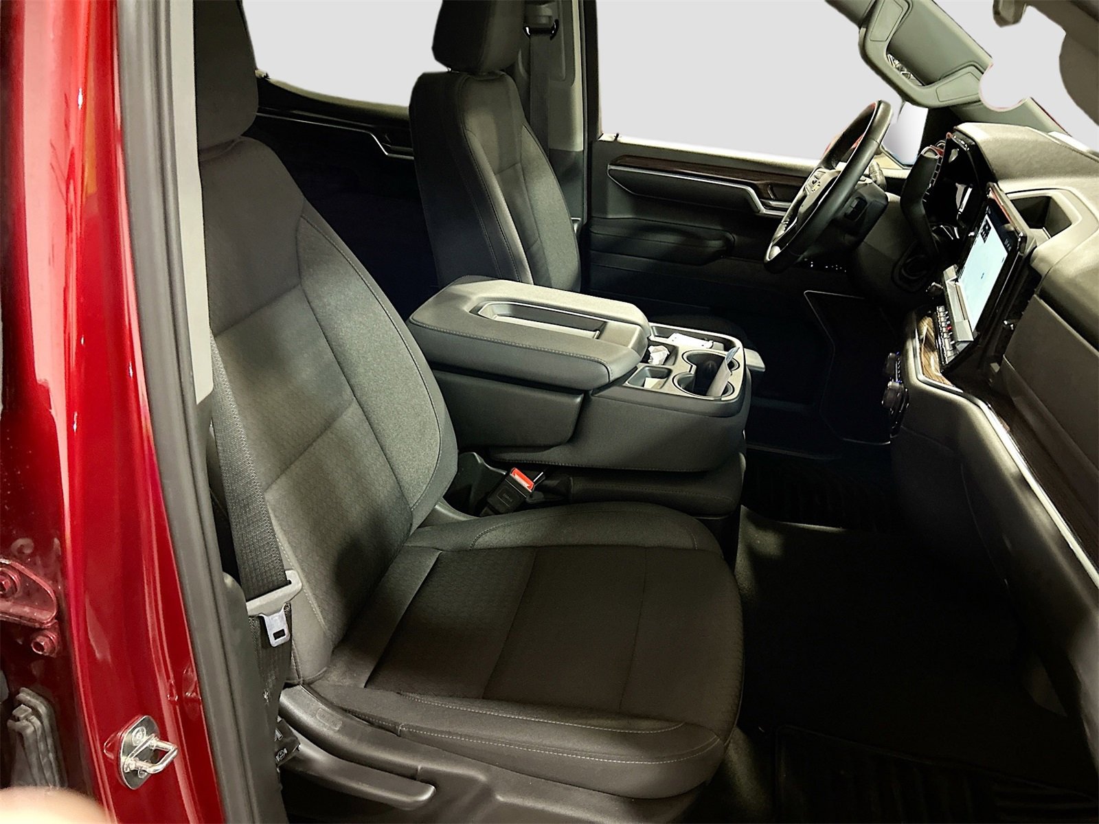 Used 2024 Chevrolet Silverado 1500 LT image 27