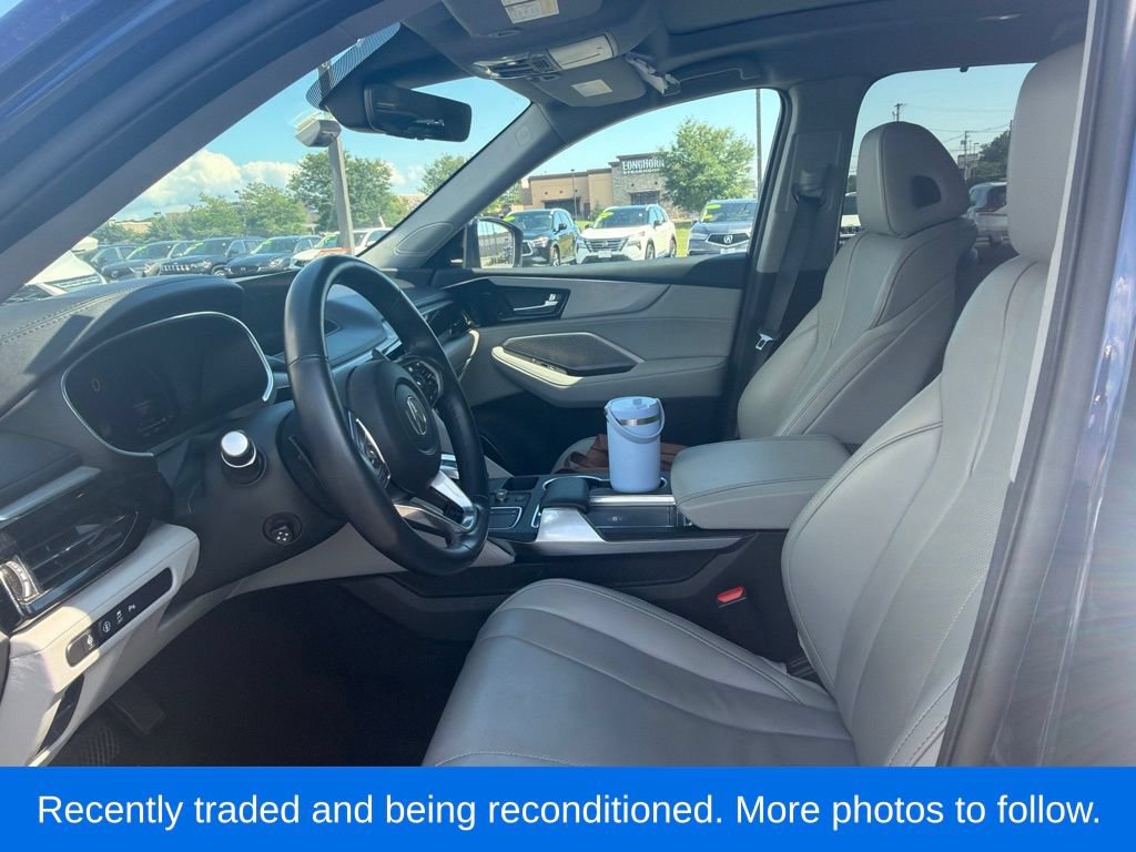Used 2022 Acura MDX w/ Technology Package AWD/4WD image 3