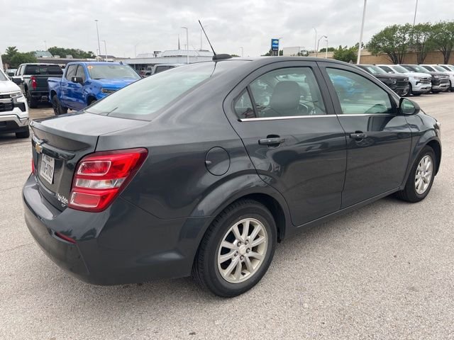 Used 2018 Chevrolet Sonic LT w/ Convenience Package image 3