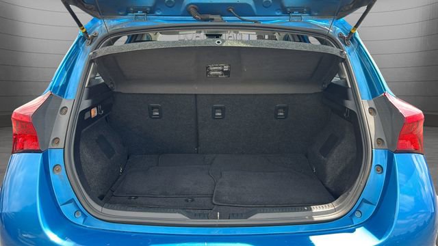 Used 2018 Toyota Corolla iM w/ Carpet Mat Package (TMS) FWD image 25