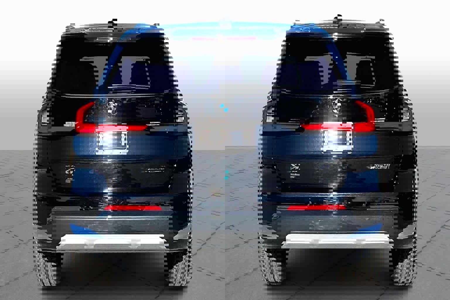 Used 2025 BMW X1 xDrive28i w/ Technology Package image 6