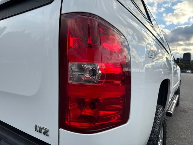 Used 2012 Chevrolet Silverado 2500 LTZ w/ LTZ Plus Package AWD/4WD image 13