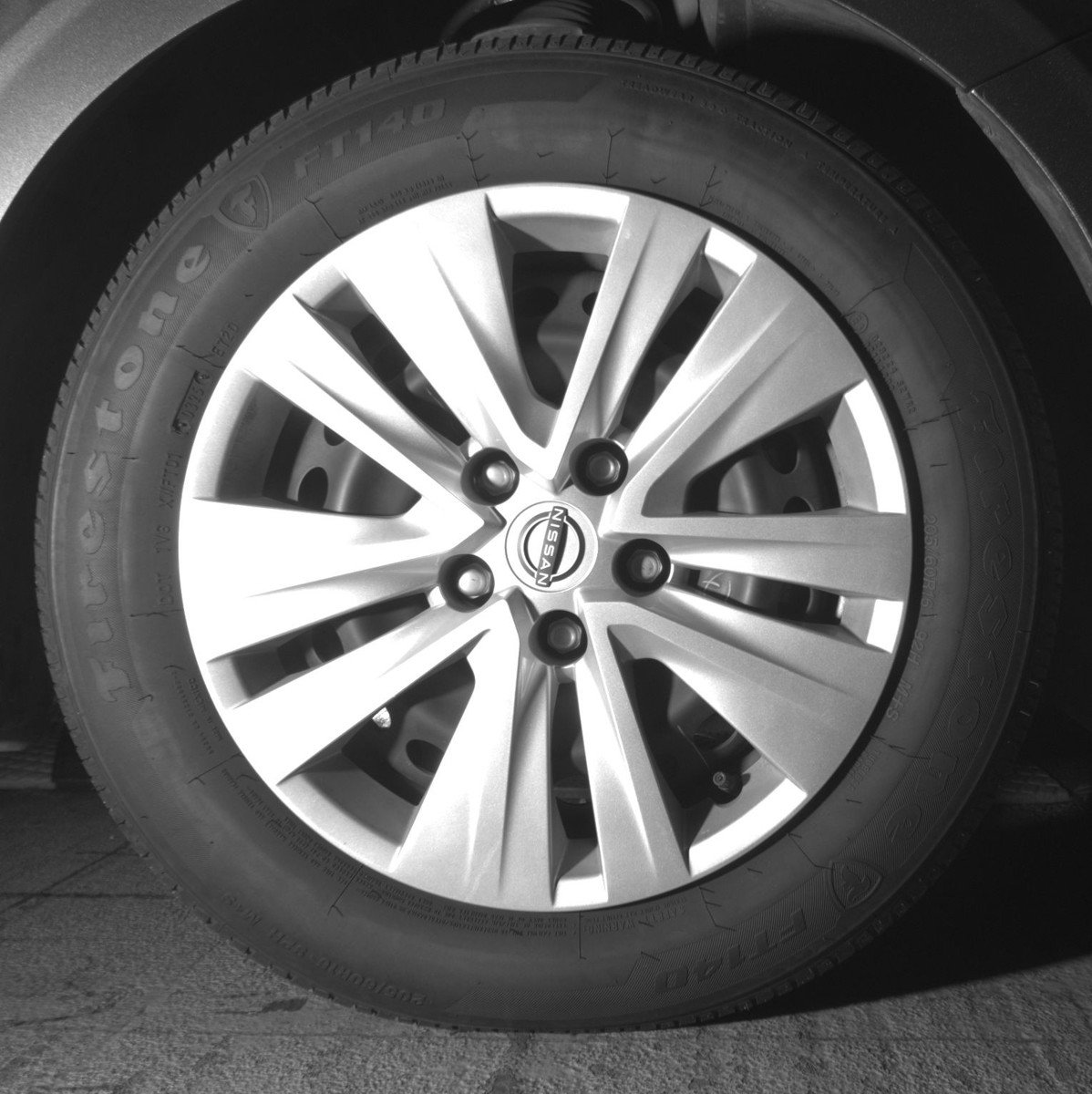 Used 2025 Nissan Sentra S image 13