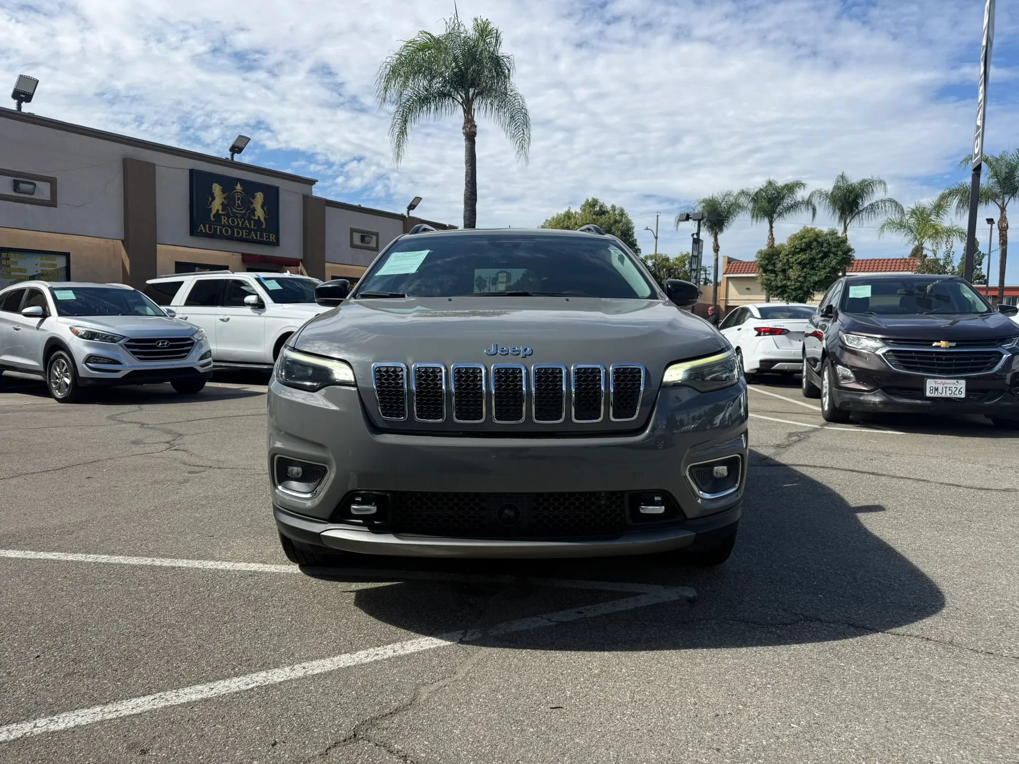 Used 2022 Jeep Cherokee Limited w/ Elite Package AWD/4WD image 8