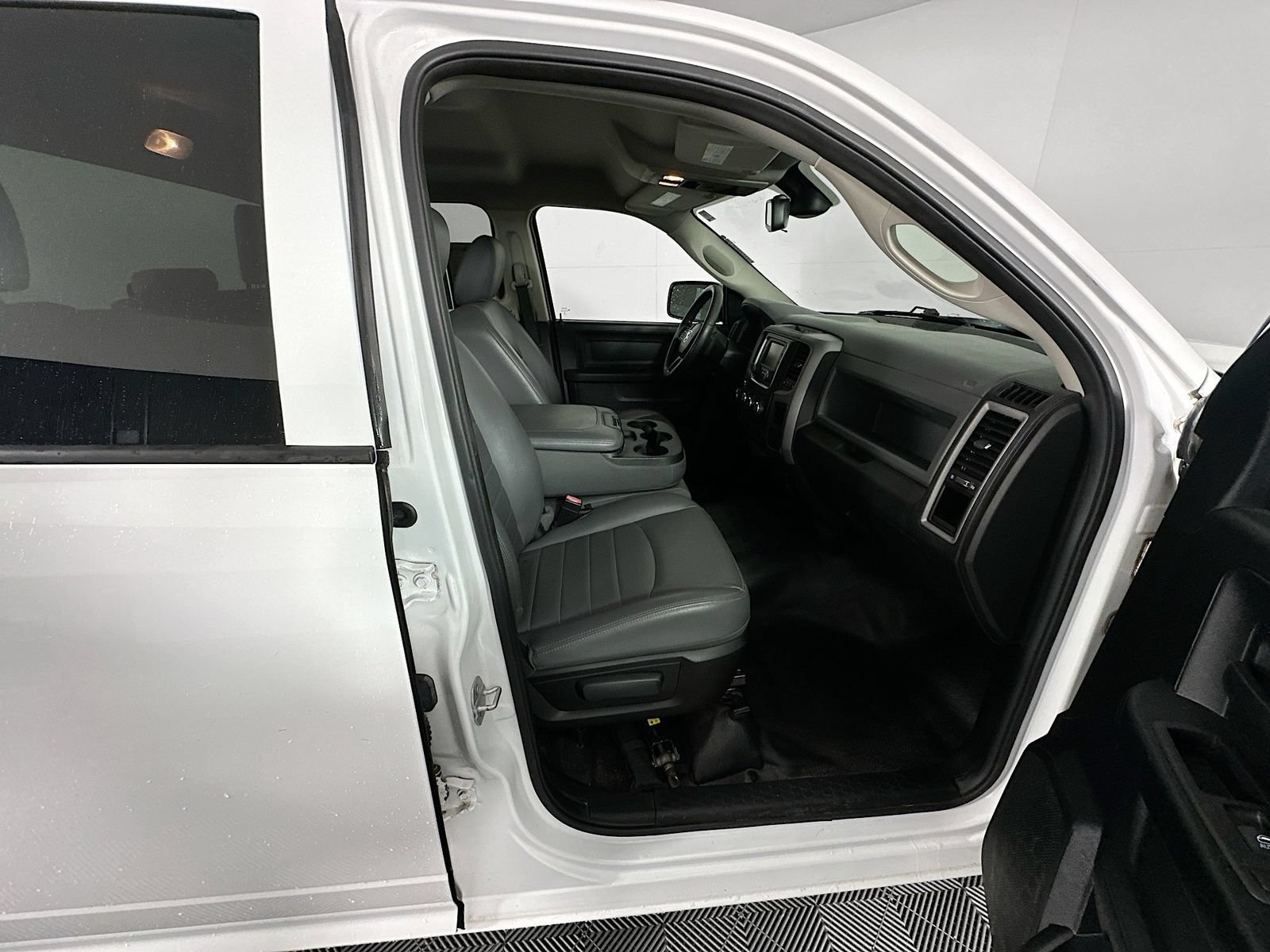 Used 2016 RAM 1500 Tradesman RWD image 24