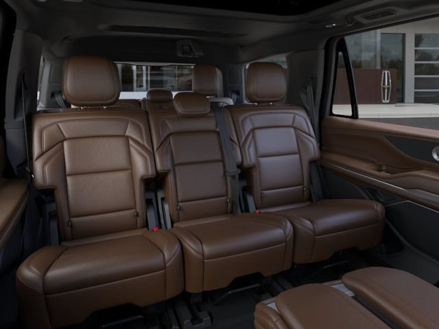 New 2026 Lincoln Navigator Reserve AWD/4WD image 11