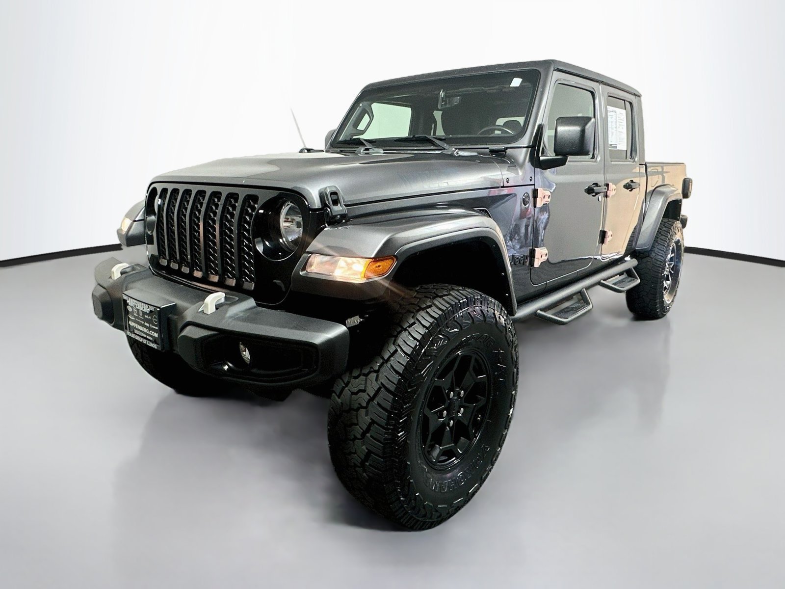 Used 2021 Jeep Gladiator Sport AWD/4WD image 3