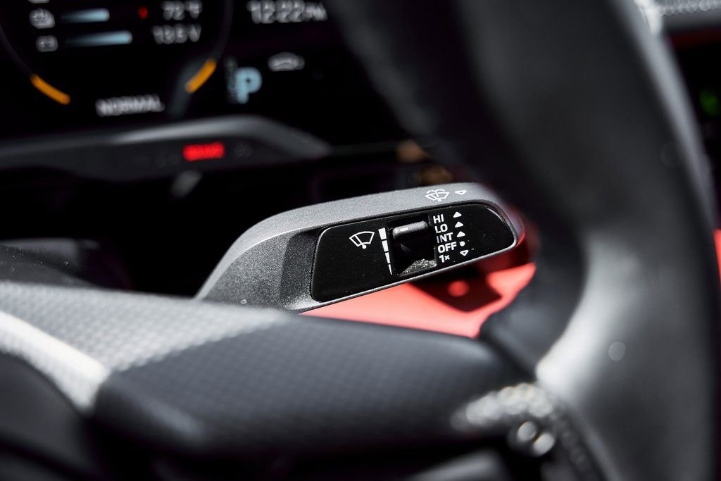 Used 2020 Porsche Taycan Turbo AWD/4WD image 59