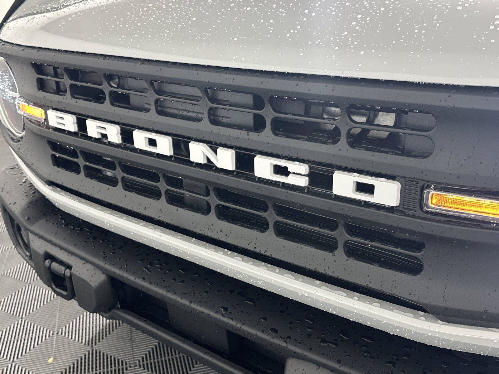 New 2026 Ford Bronco Big Bend w/ Black Diamond Package AWD/4WD image 14
