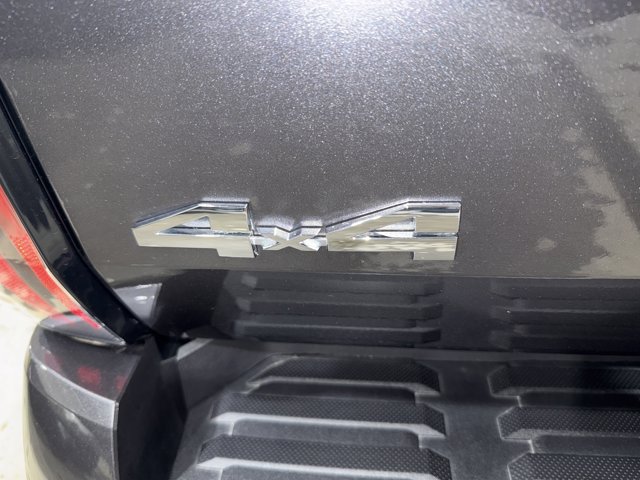 Used 2024 Toyota Tundra Limited AWD/4WD image 33
