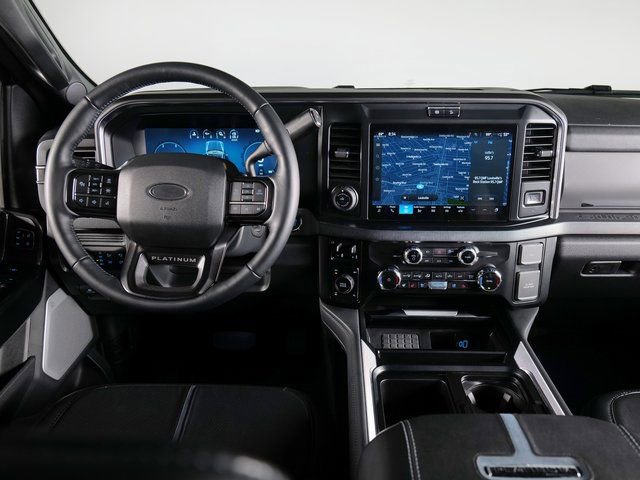 Used 2025 Ford F250 Platinum image 12