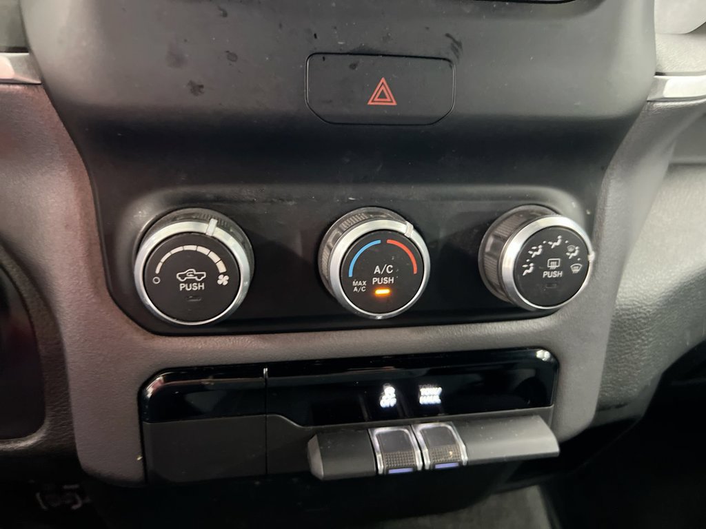 Used 2023 RAM 1500 Big Horn AWD/4WD image 15