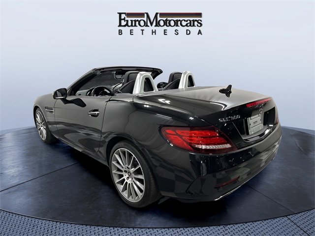 Used 2020 Mercedes-Benz SLC 300 image 3