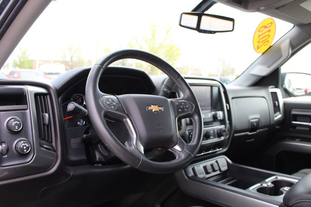 Used 2018 Chevrolet Silverado 1500 LT w/ All Star Edition image 17