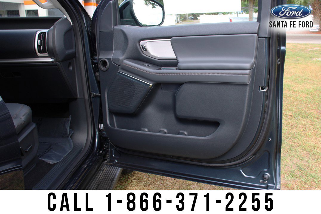 New 2025 Ford Expedition Active image 55