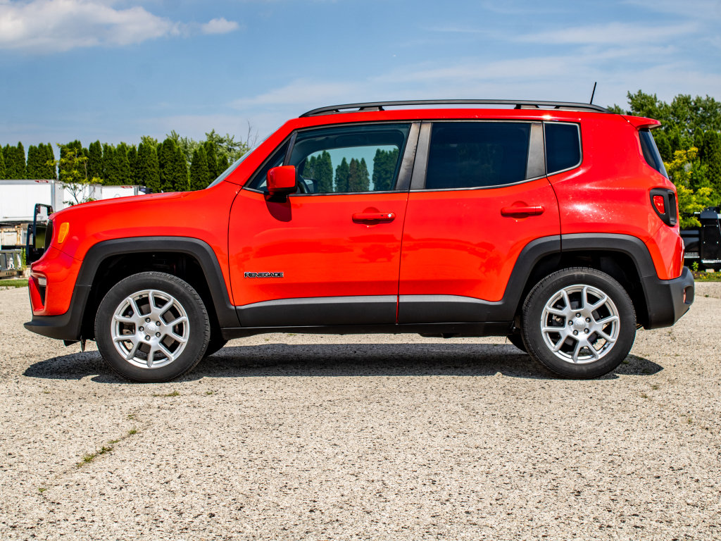Used 2020 Jeep Renegade Latitude w/ Cold Weather Group AWD/4WD image 4