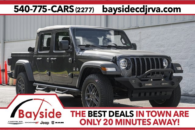Used 2023 Jeep Gladiator Sport