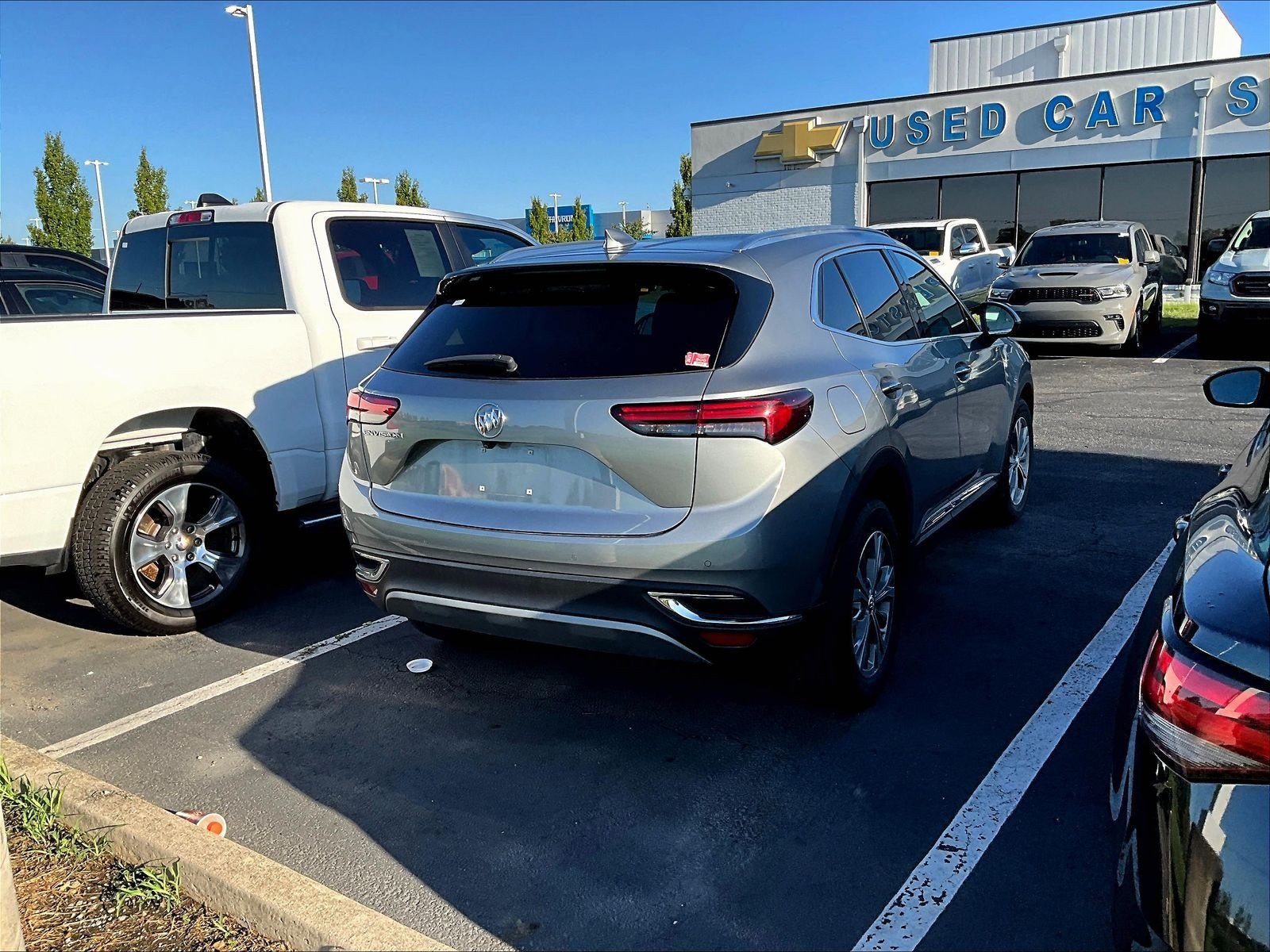 Used 2023 Buick Envision Preferred FWD image 2