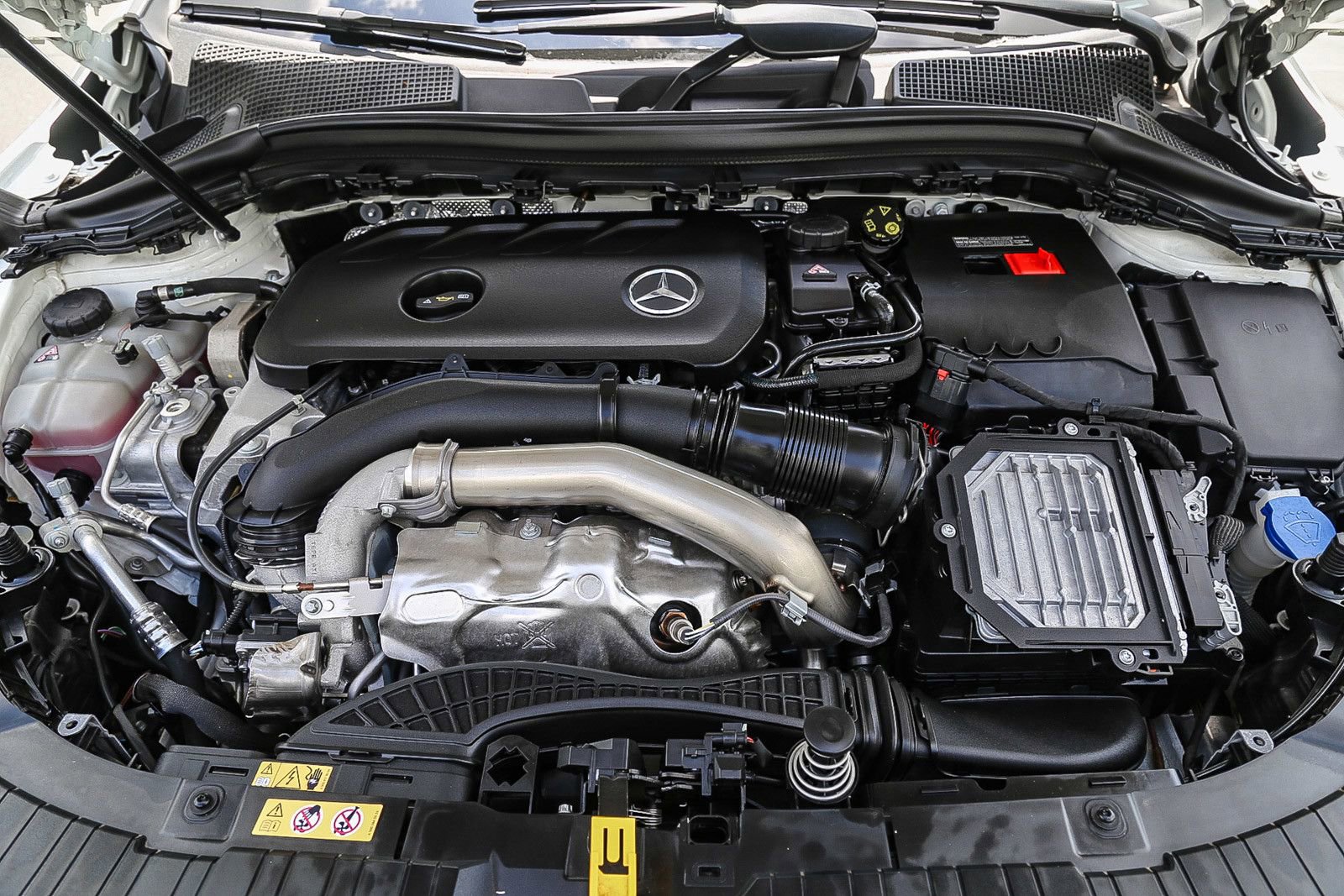 Certified 2025 Mercedes-Benz GLA 250 image 24