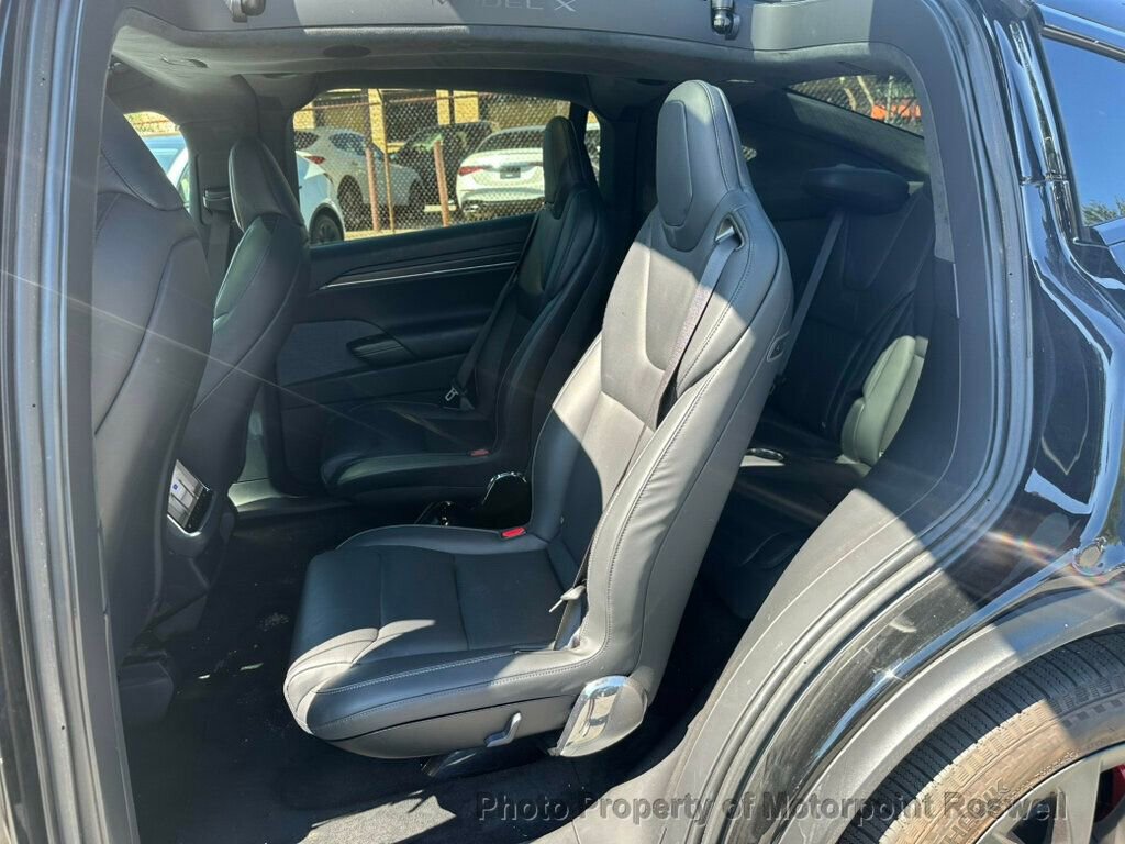 Used 2024 Tesla Model X Plaid image 13