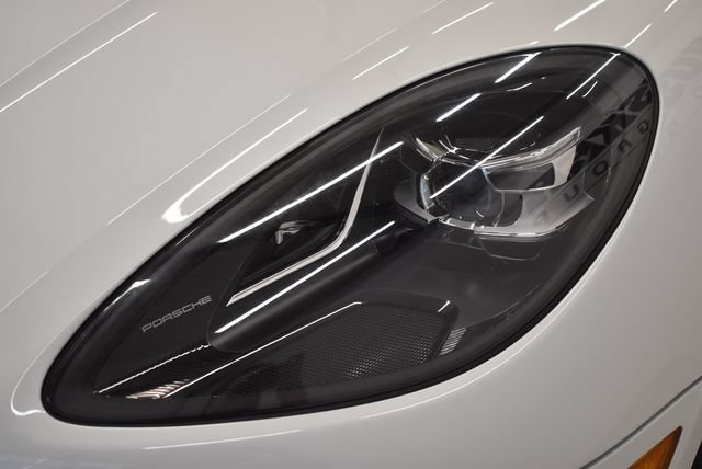 Used 2020 Porsche Macan AWD/4WD image 15