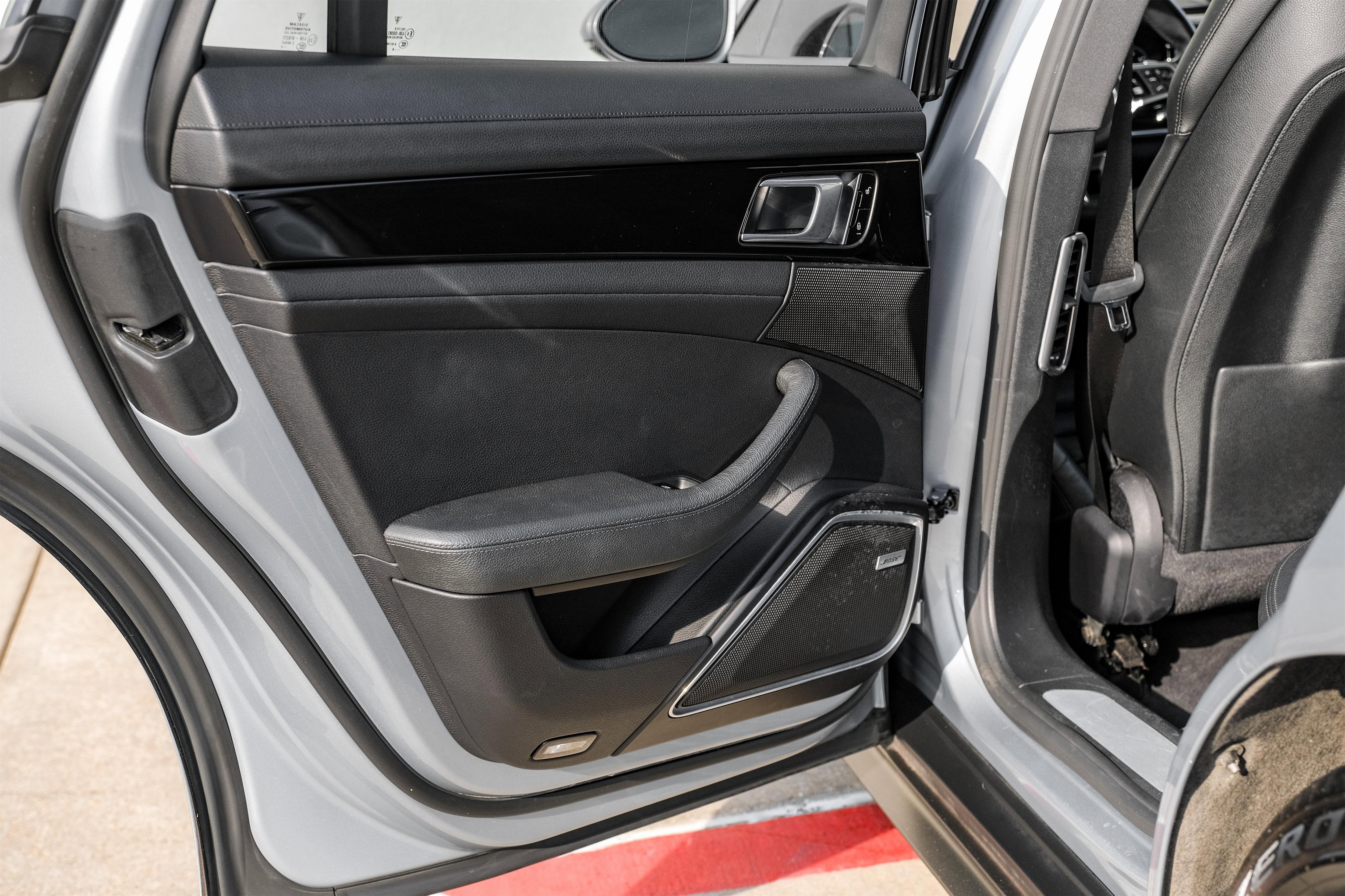 Used 2018 Porsche Panamera image 44