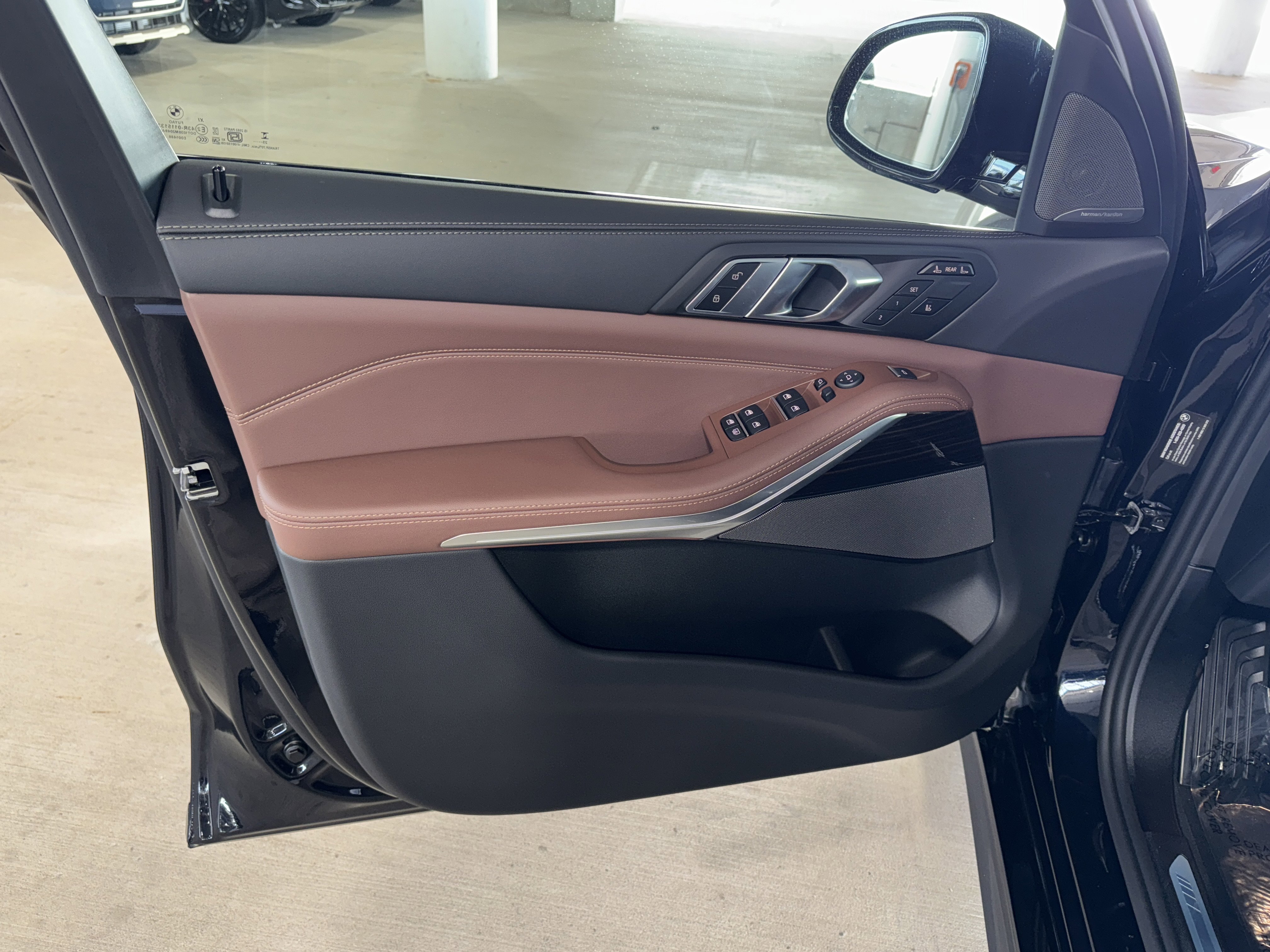 New 2026 BMW X7 xDrive40i w/ M Sport Package image 13