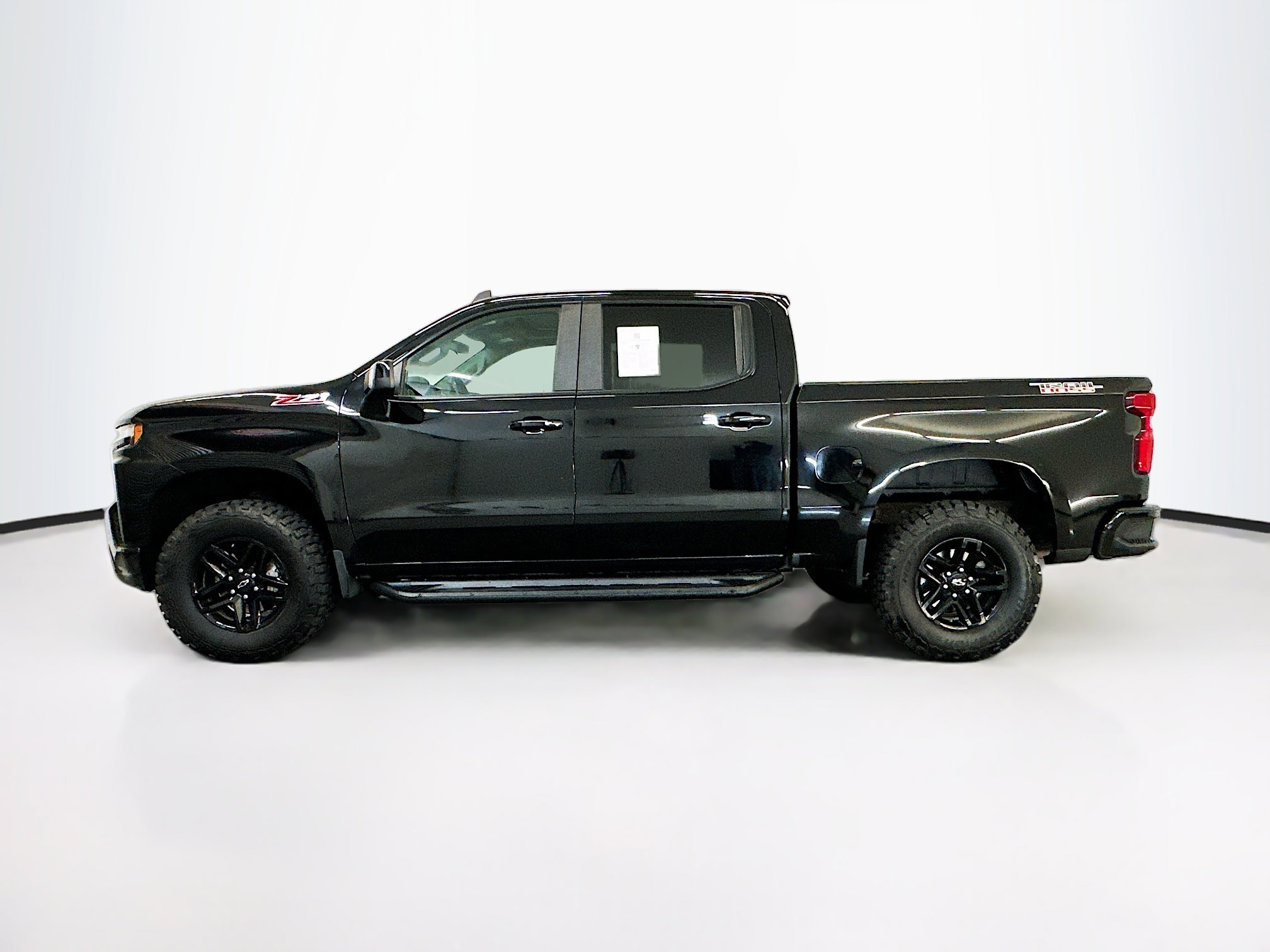 Used 2020 Chevrolet Silverado 1500 LT Trail Boss AWD/4WD image 4