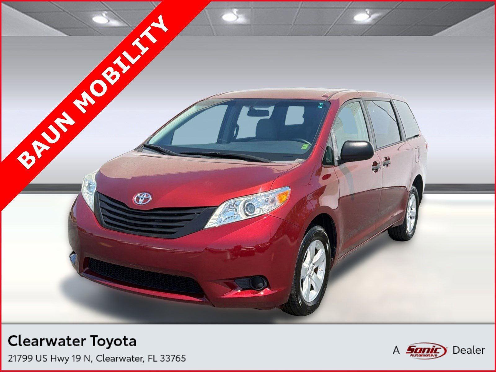 Used 2017 Toyota Sienna L FWD image 1