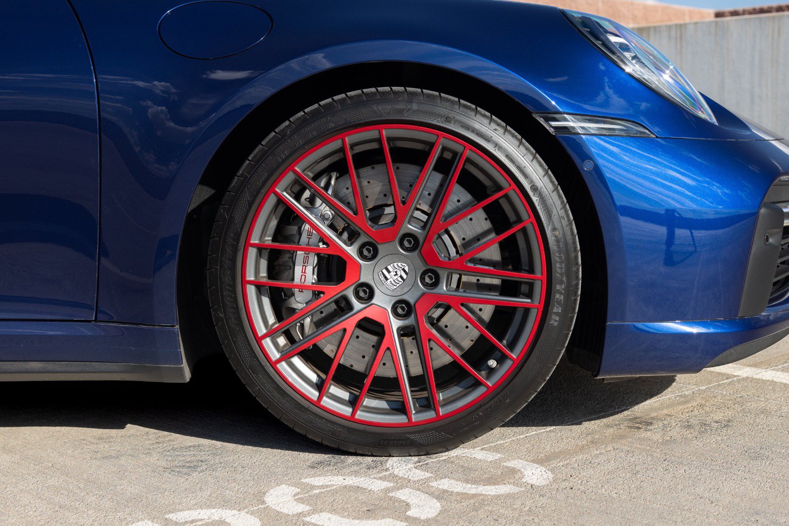 Used 2025 Porsche 911 Turbo AWD/4WD image 28