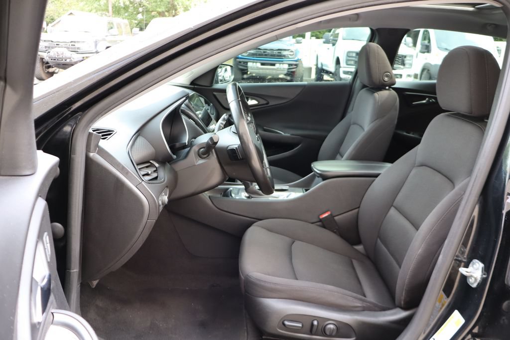 Used 2021 Chevrolet Malibu LT w/ Midnight Edition FWD image 24