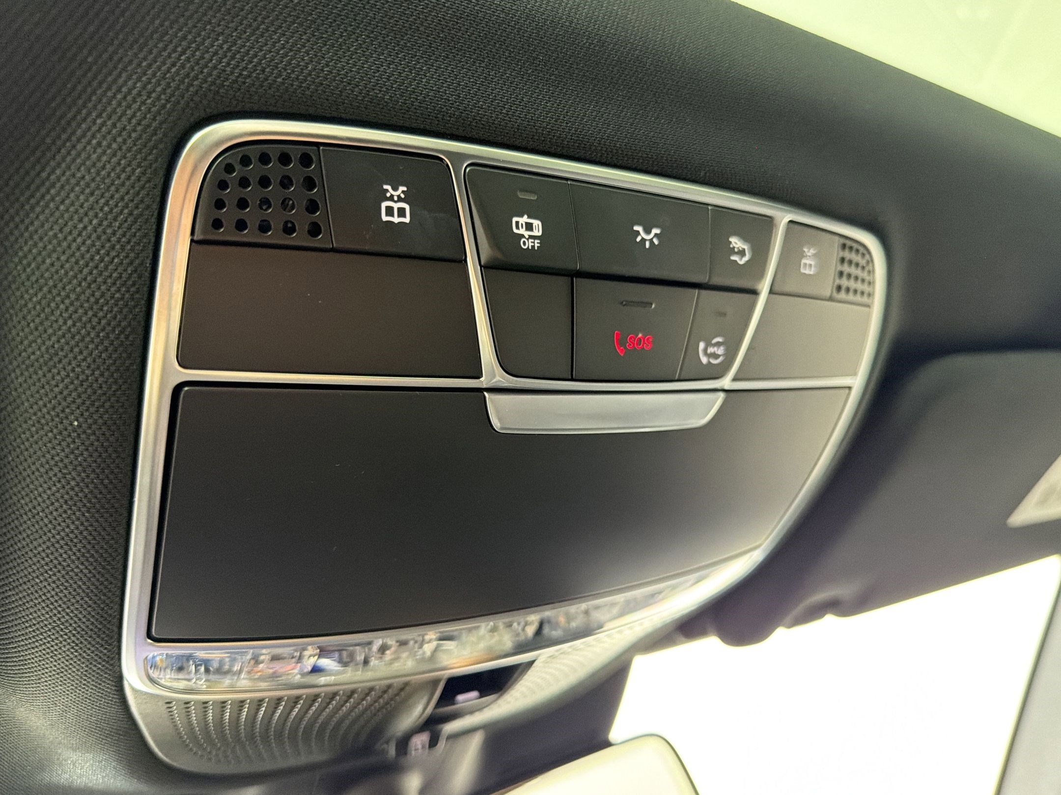 Used 2020 Mercedes-Benz S 560 Sedan image 25