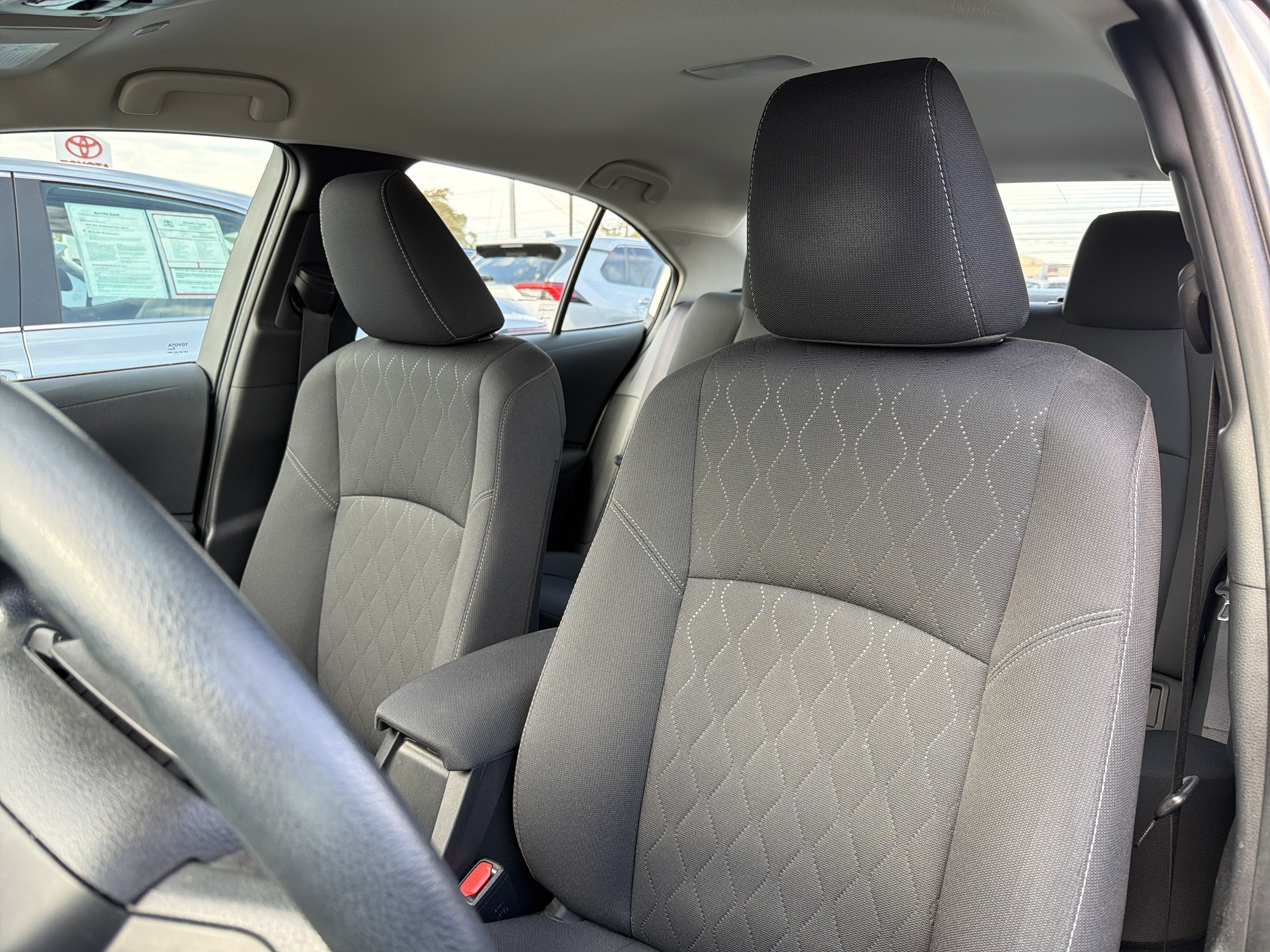 Used 2024 Toyota Corolla LE FWD image 8