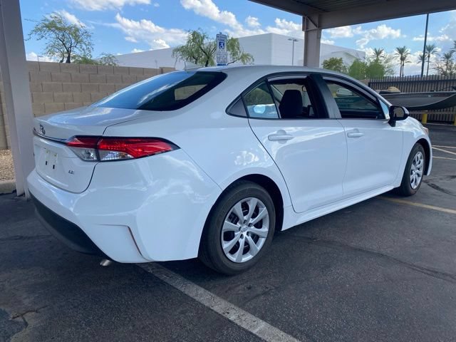 Used 2026 Toyota Corolla LE FWD image 3