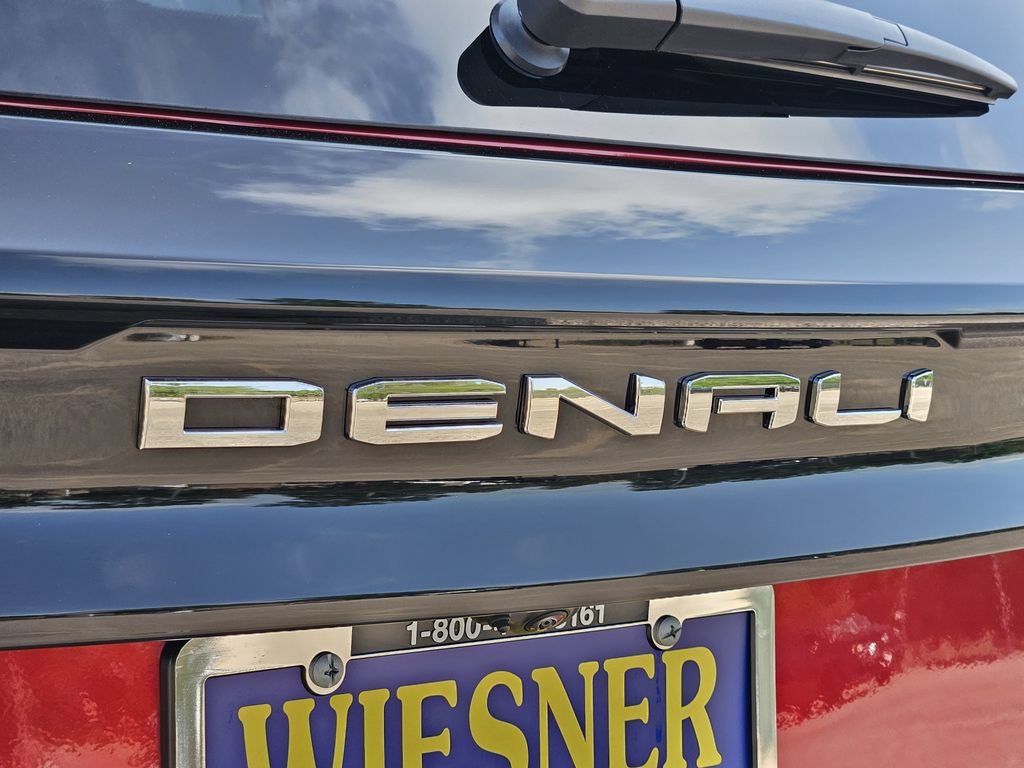 New 2026 GMC Acadia Denali w/ Super Cruise Package FWD image 8