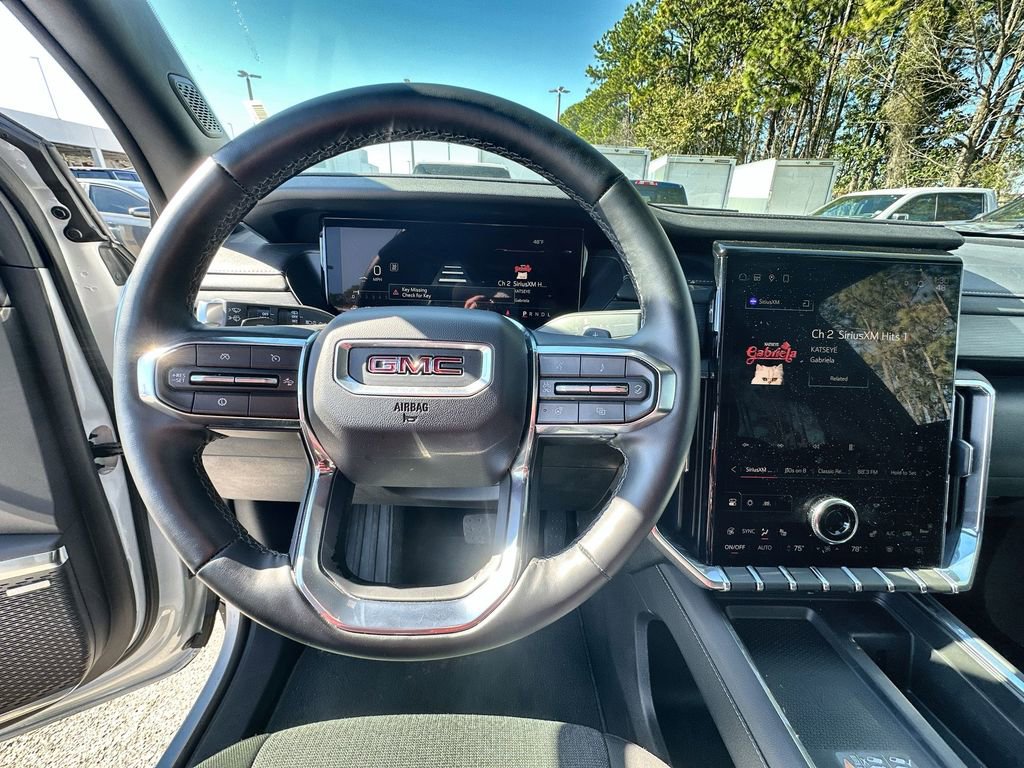 Used 2025 GMC Acadia Elevation image 11