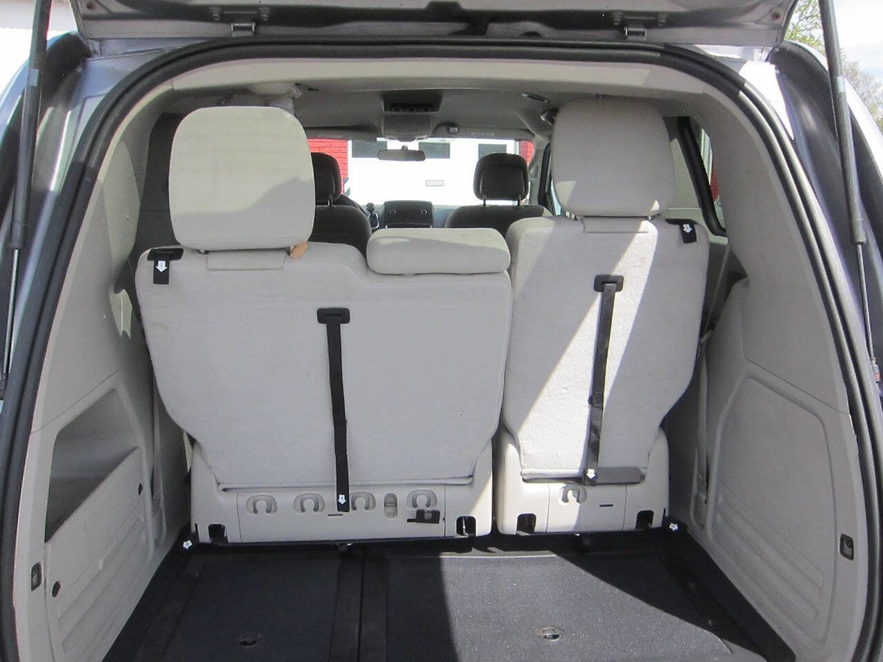 Used 2015 Dodge Grand Caravan SE w/ Quick Order Package 29E SE FWD image 22