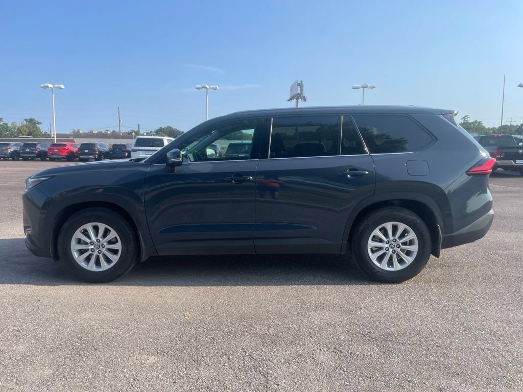 Used 2024 Toyota Grand Highlander FWD image 4