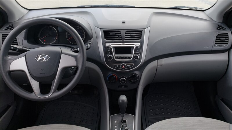 Used 2016 Hyundai Accent SE FWD image 9