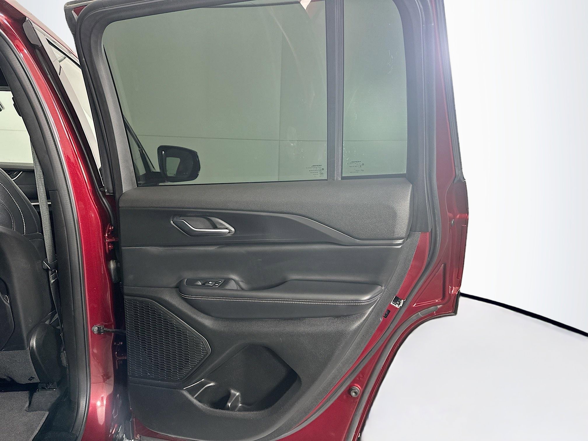 Used 2023 Jeep Grand Cherokee Altitude image 28