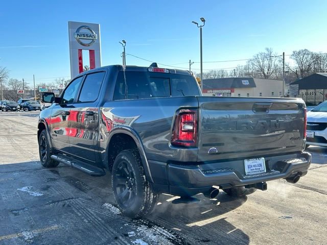 New 2026 RAM 1500 4x4 Crew Cab image 7
